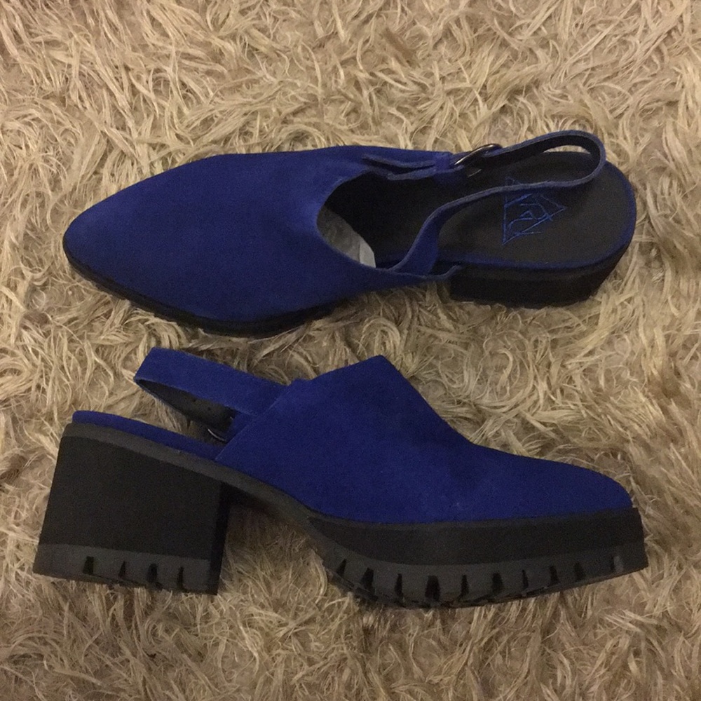 YRU blue suede slingback platform mules sz 10